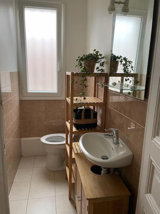 Tiny Paradise - 2 Bedrooms Apartment Montigny-sur-Loing 外观 照片