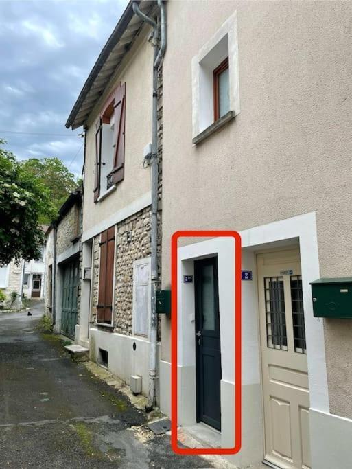 Tiny Paradise - 2 Bedrooms Apartment Montigny-sur-Loing 外观 照片